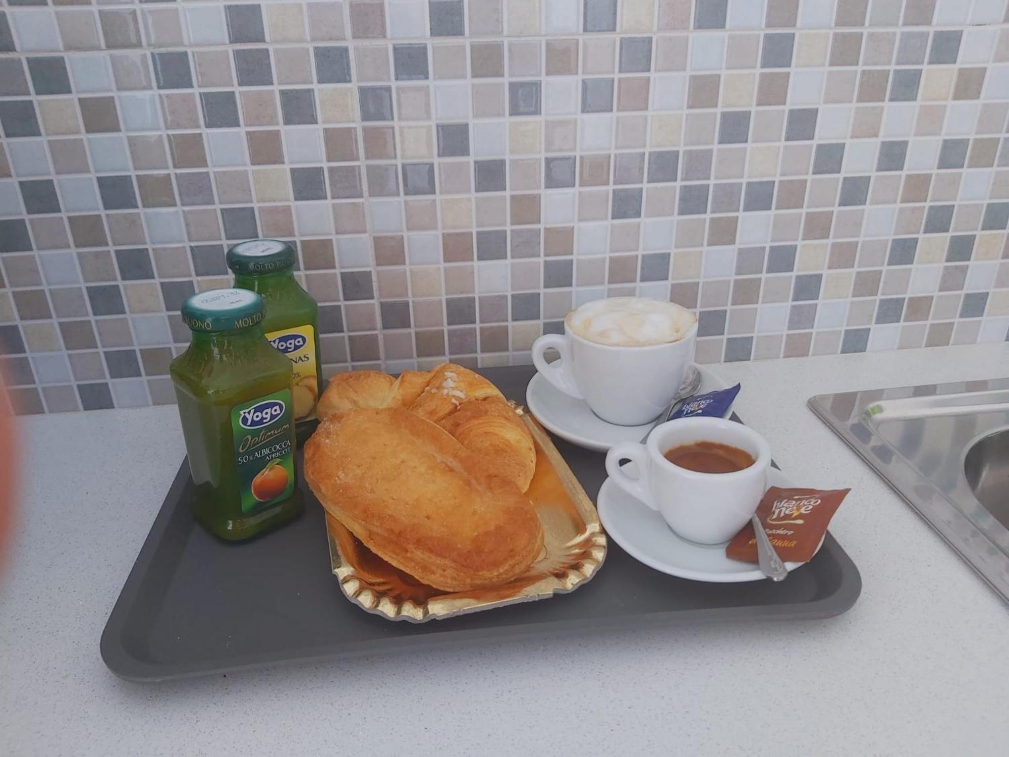 프로치다 La Casa Del Pozzo Vecchio B&B 외부 사진
